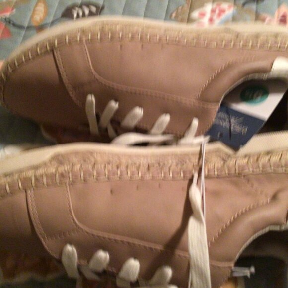 Women's Shaelyn Espadrille Sneakers Tan Universal Thread New size 9.5 - Picture 3 of 4